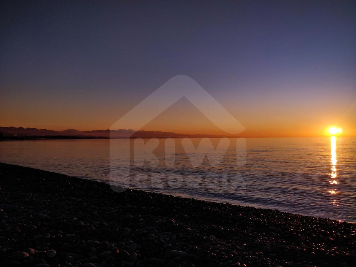 Вілла Kiwi Georgia Кобулеті Екстер'єр фото